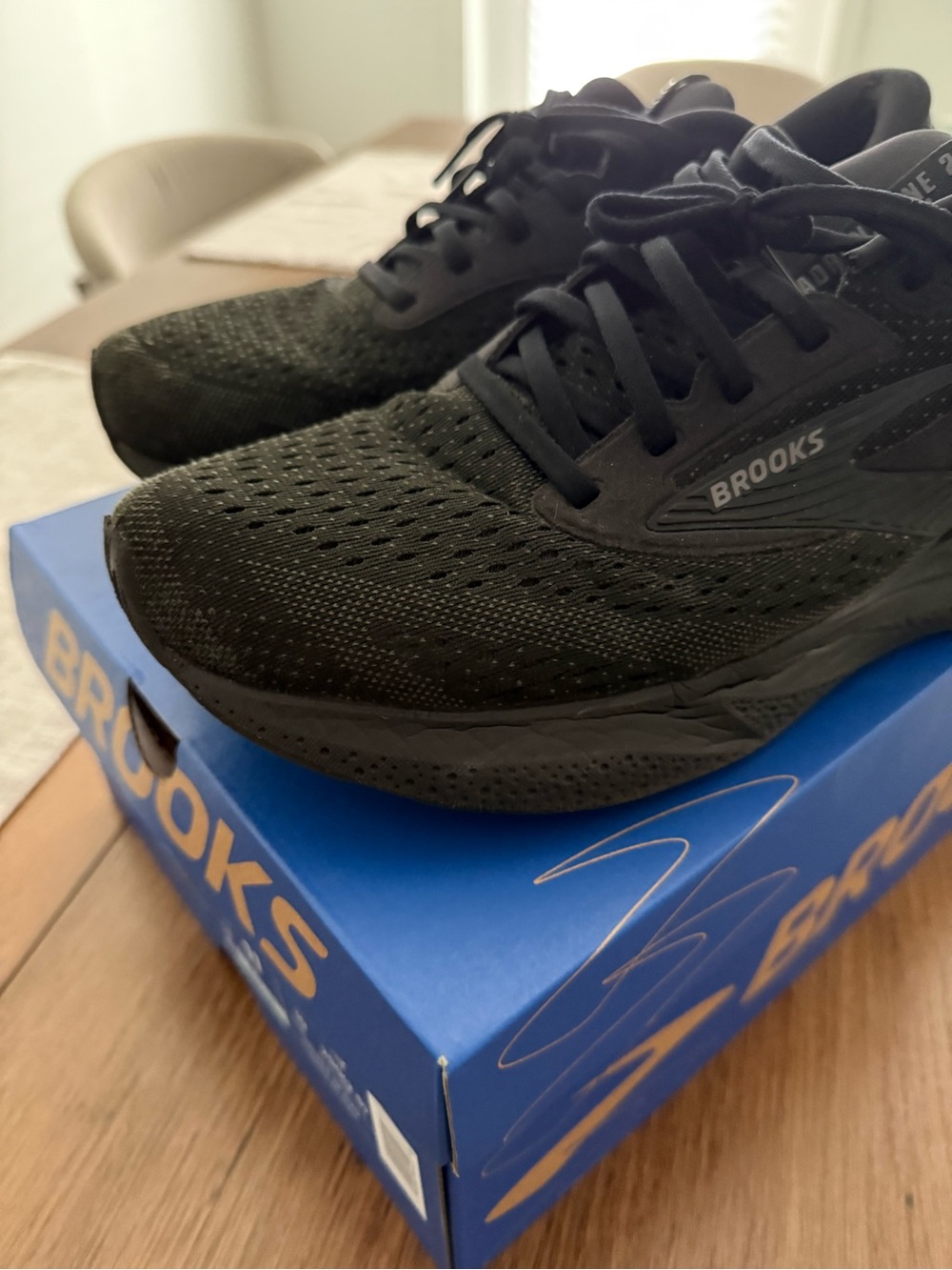 Mens Brooks Adrenaline GTS 24 Running Shoes
